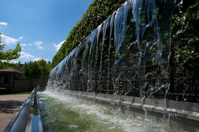 Jouer avec l'eau_4633227014_l.jpg